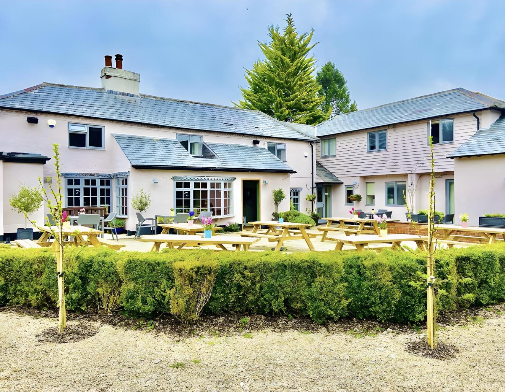 The Chilterns Fox Hotel *